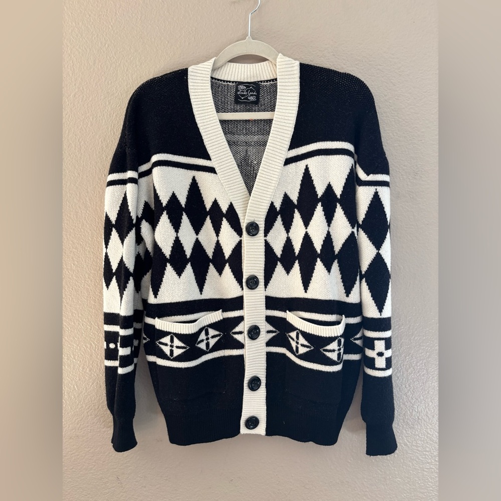 Steady Hands Tokyo Draken Revengers Knit Black and White Cardigan Size S/M.